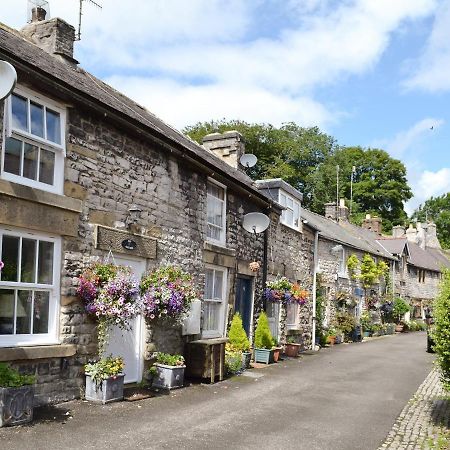 Ash Cottage Tideswell Exterior photo